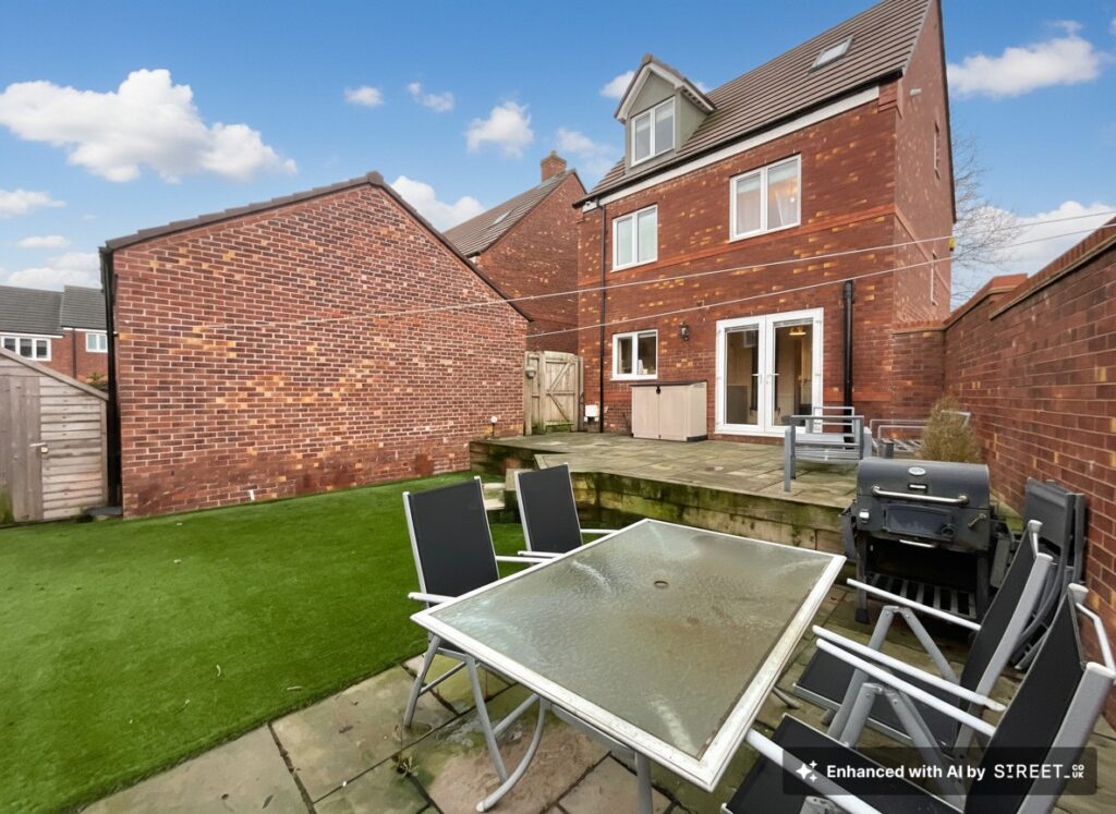 Nixon Lane, Stone, ST15