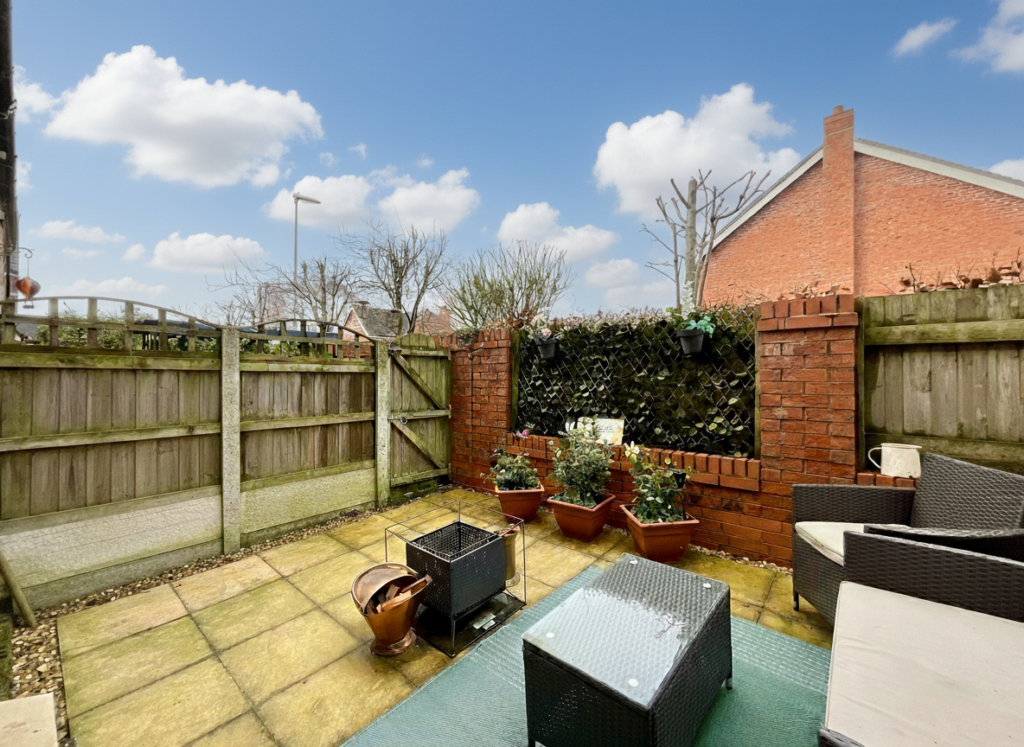 Newcastle Road, Stone, ST15