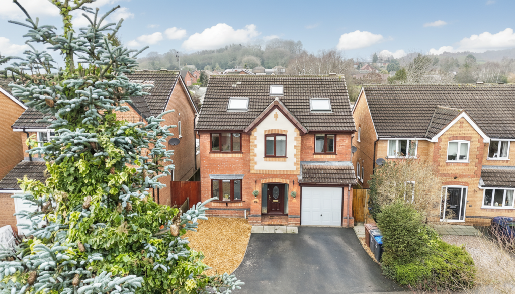 Austin Close, Cheadle, ST10