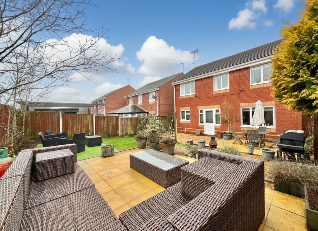 Balmoral Drive, Cheadle, ST10