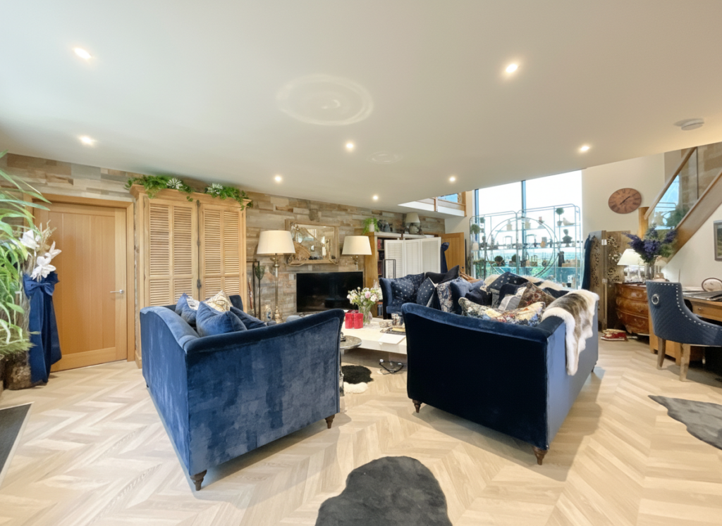 Wrenbury Road, Aston, CW5