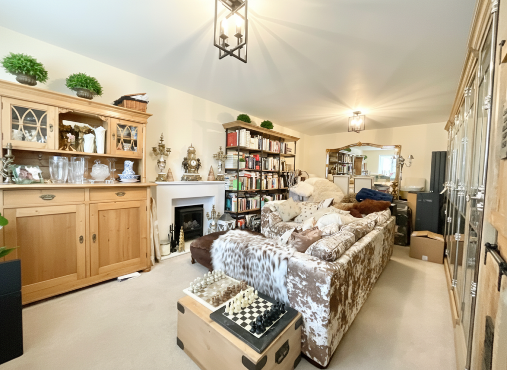 Wrenbury Road, Aston, CW5