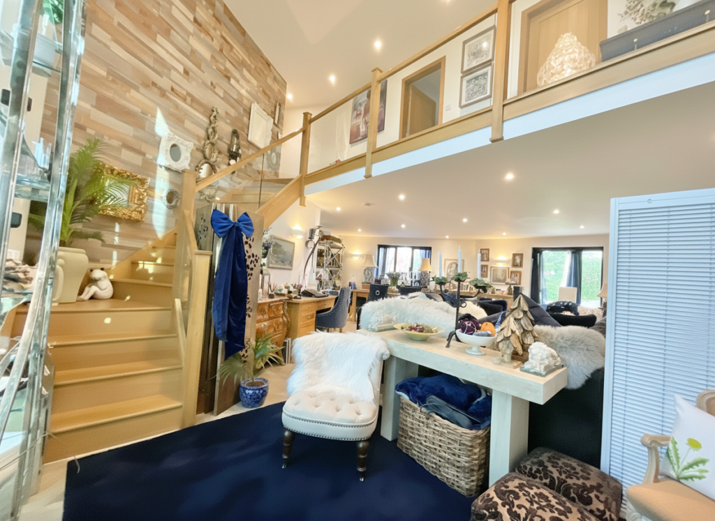 Wrenbury Road, Aston, CW5