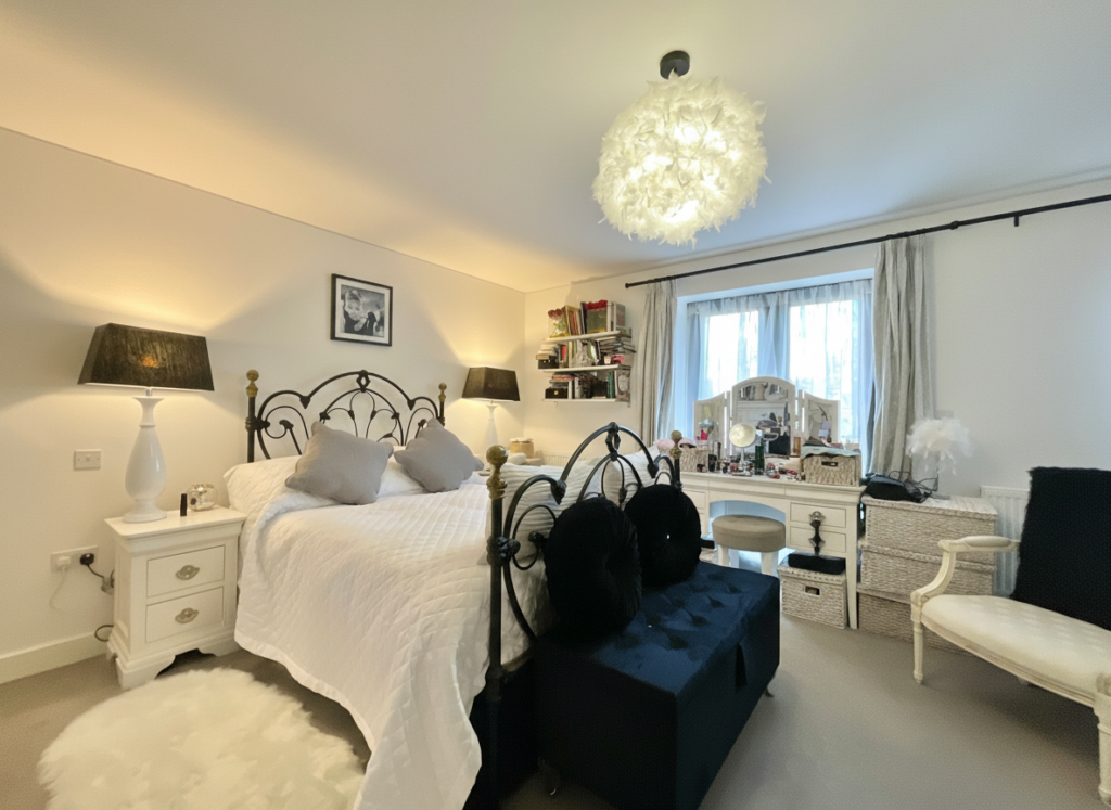 Wrenbury Road, Aston, CW5