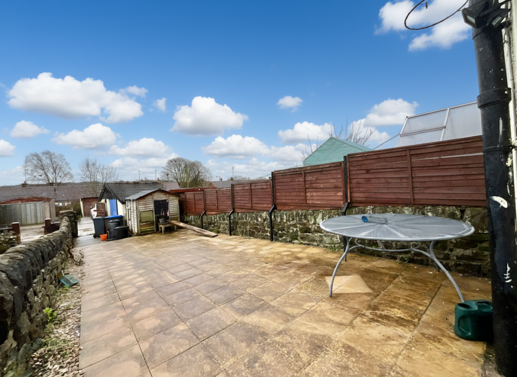 Queen Street, Cheadle, ST10