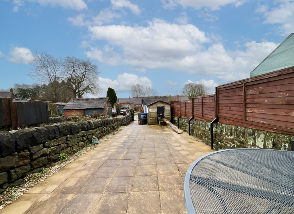 Queen Street, Cheadle, ST10