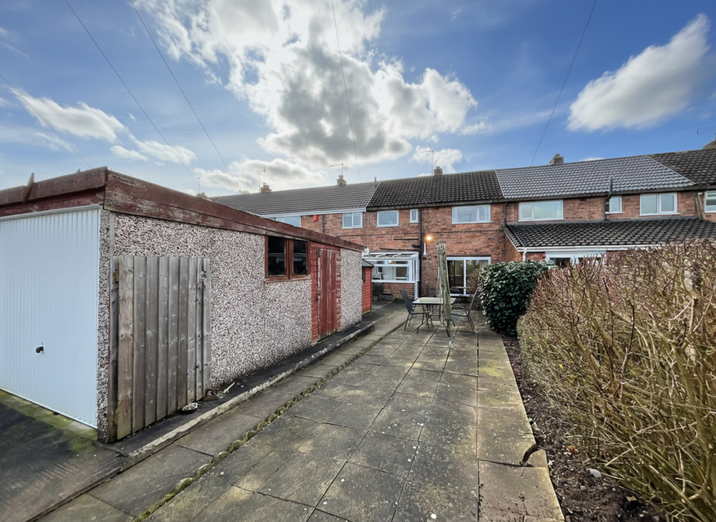 Willow Road, Stone, ST15