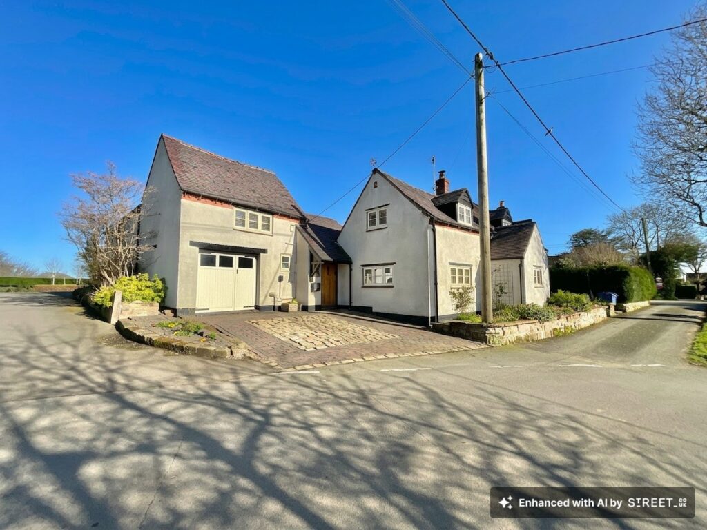 Smithy Lane, Bradley, ST18