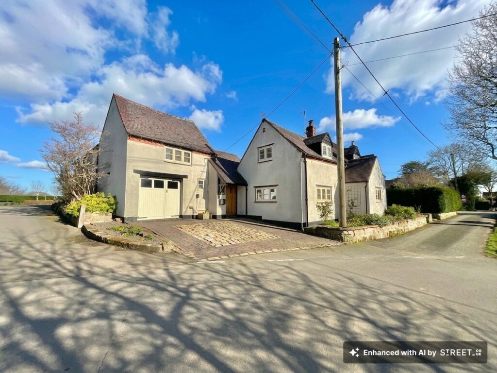 Smithy Lane, Bradley, ST18