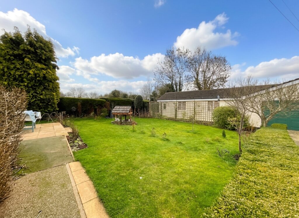 Old Road, Oulton Heath, ST15