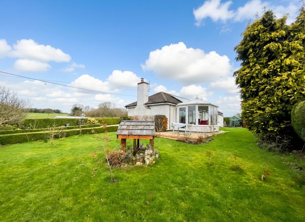 Old Road, Oulton Heath, ST15