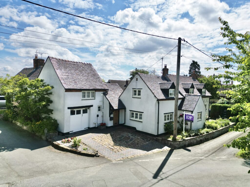 Smithy Lane, Bradley, ST18