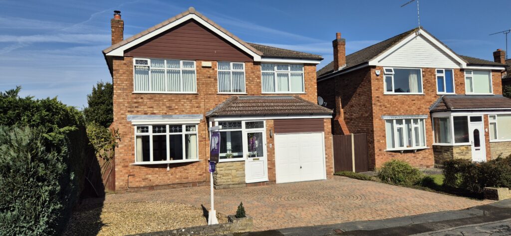 Holyrood Drive, Wistaston, CW2