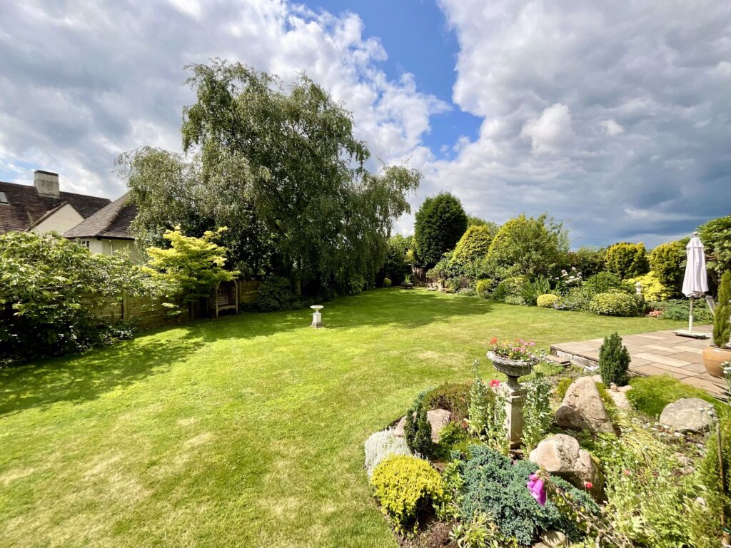 Barlaston Old Road, Stoke-On-Trent, ST4