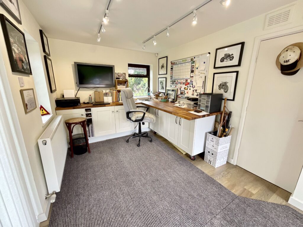 Barlaston Old Road, Stoke-On-Trent, ST4