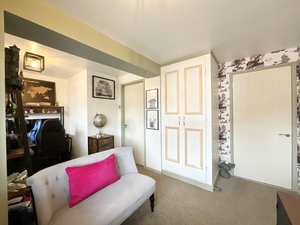 St. Chads Close, Stone, ST15