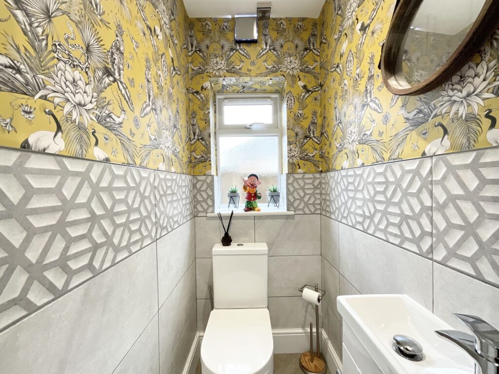 St. Chads Close, Stone, ST15