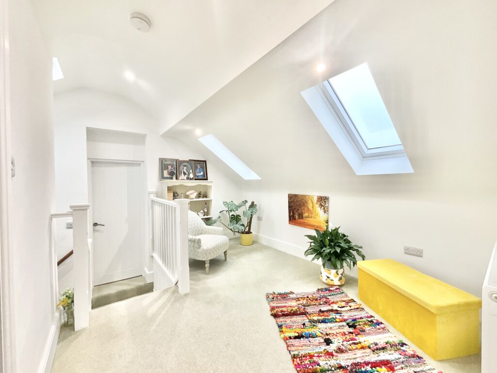 Dilhorne Road, Cheadle, ST10