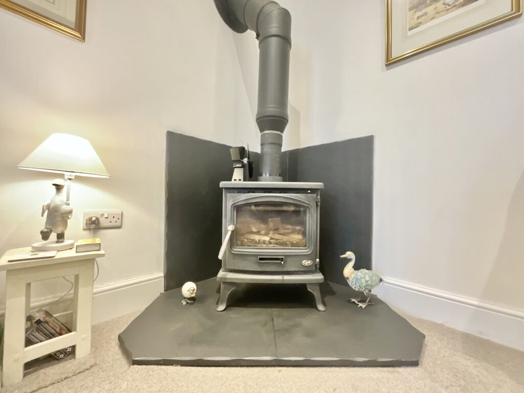 Dilhorne Road, Cheadle, ST10