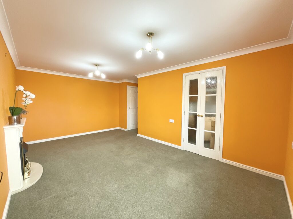 Crown Street, Stone, ST15