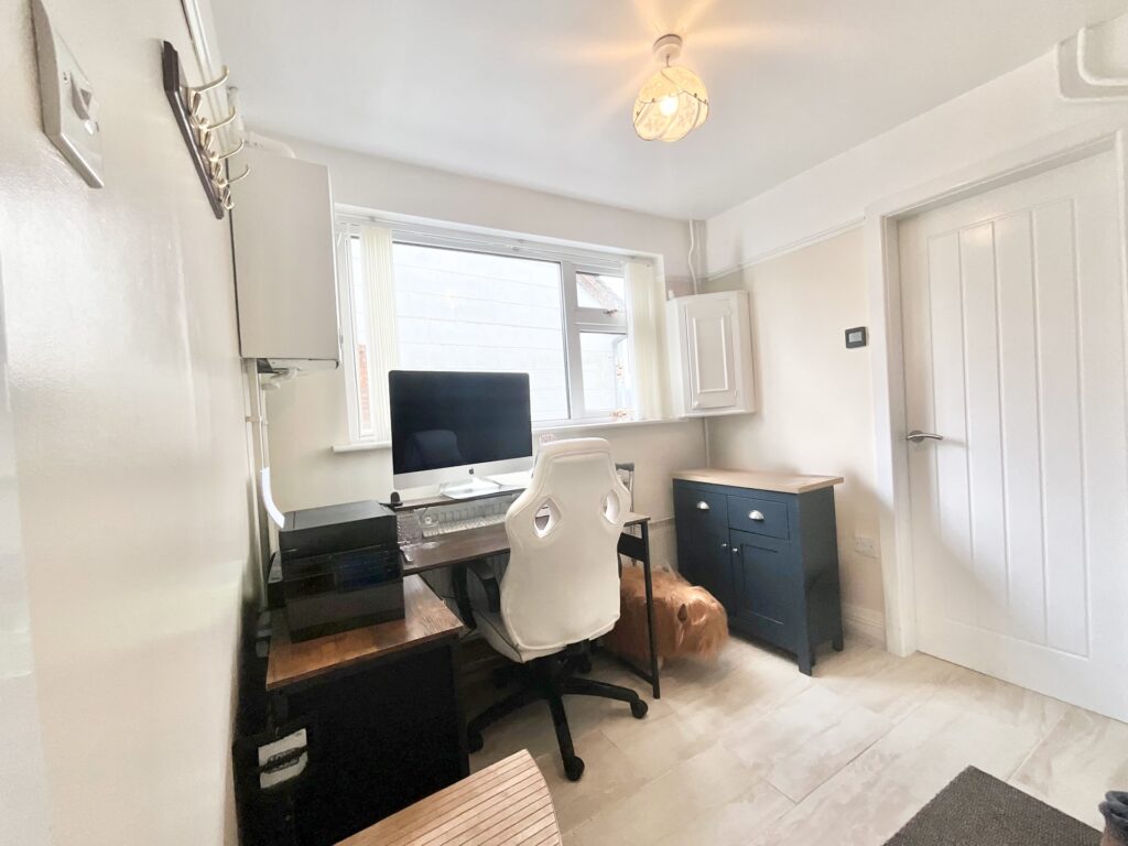 Withington Green, Leigh, ST10