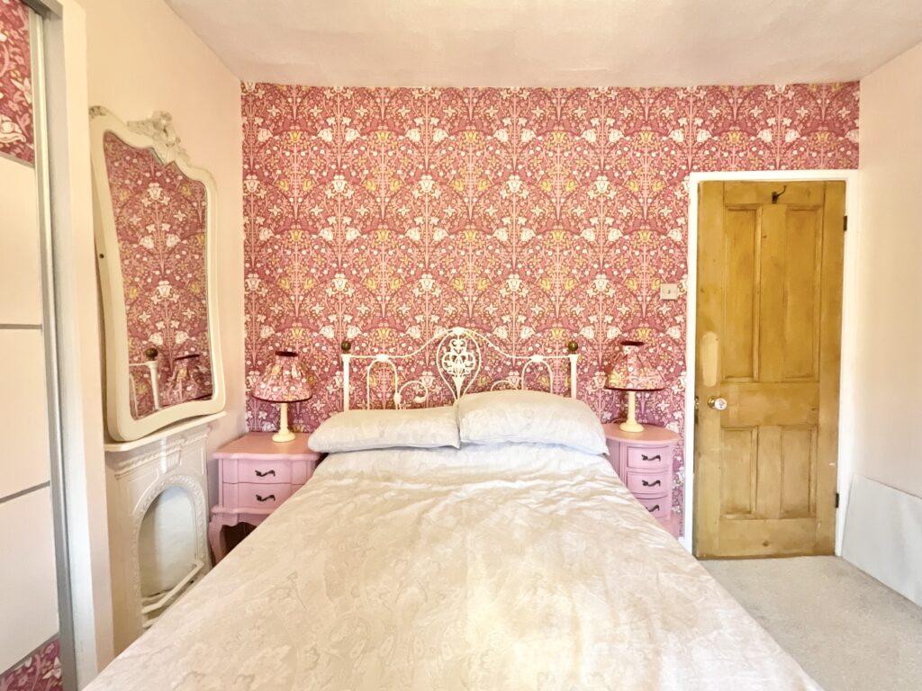 Church Road, Brown Edge, ST6