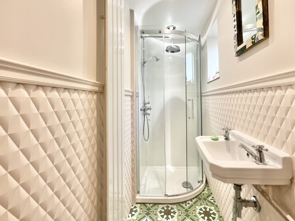 Church Road, Brown Edge, ST6