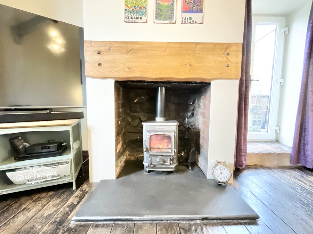 Church Road, Brown Edge, ST6