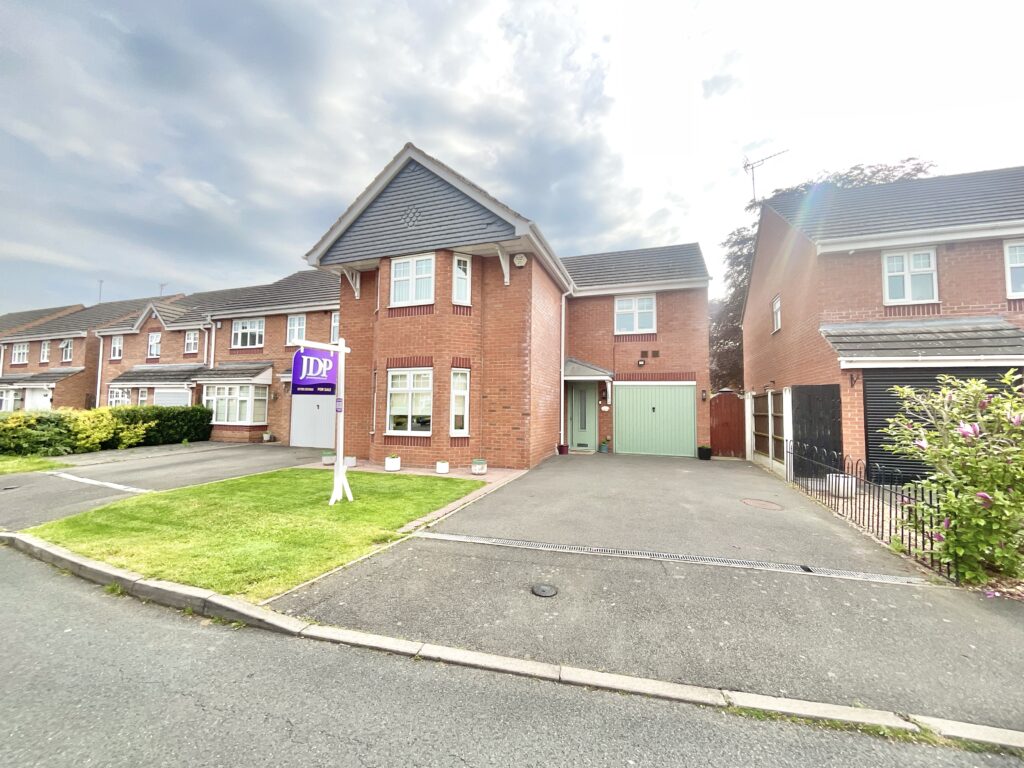Darwin Close, Market Drayton, TF9