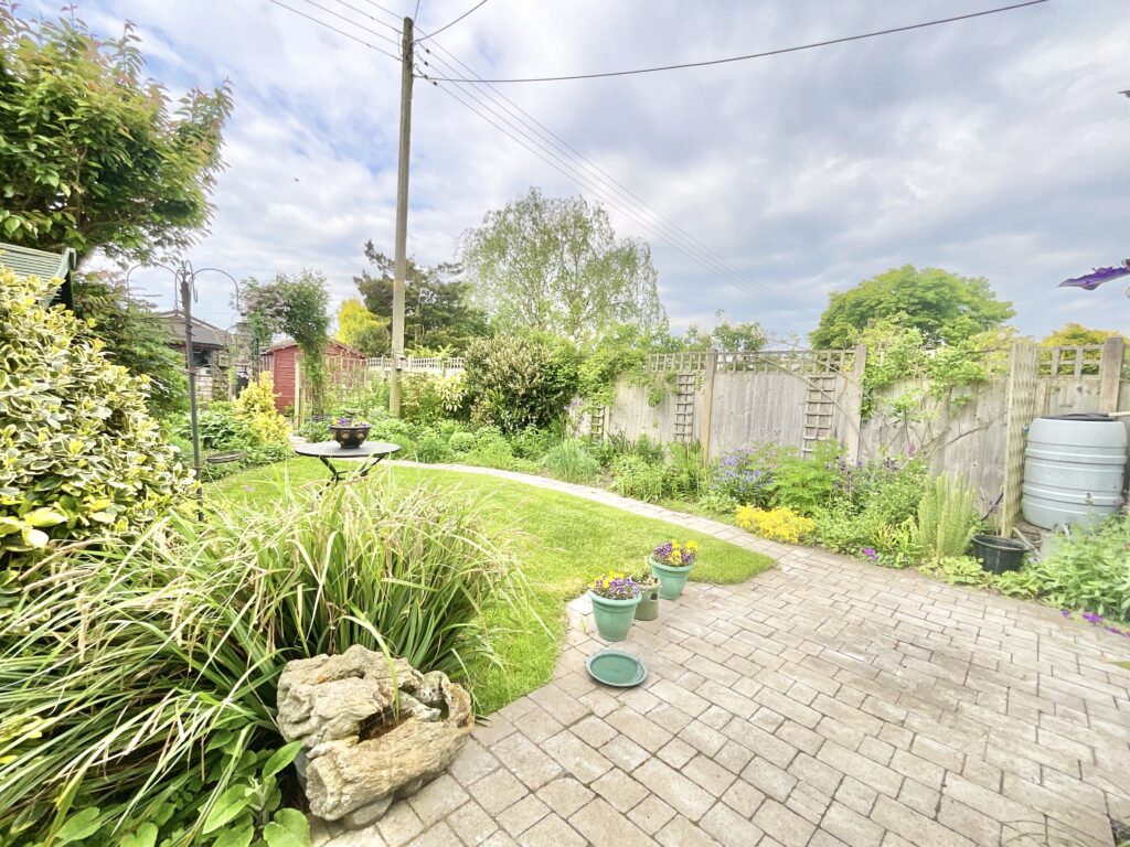 Eccleshall Road, Great Bridgeford, ST18