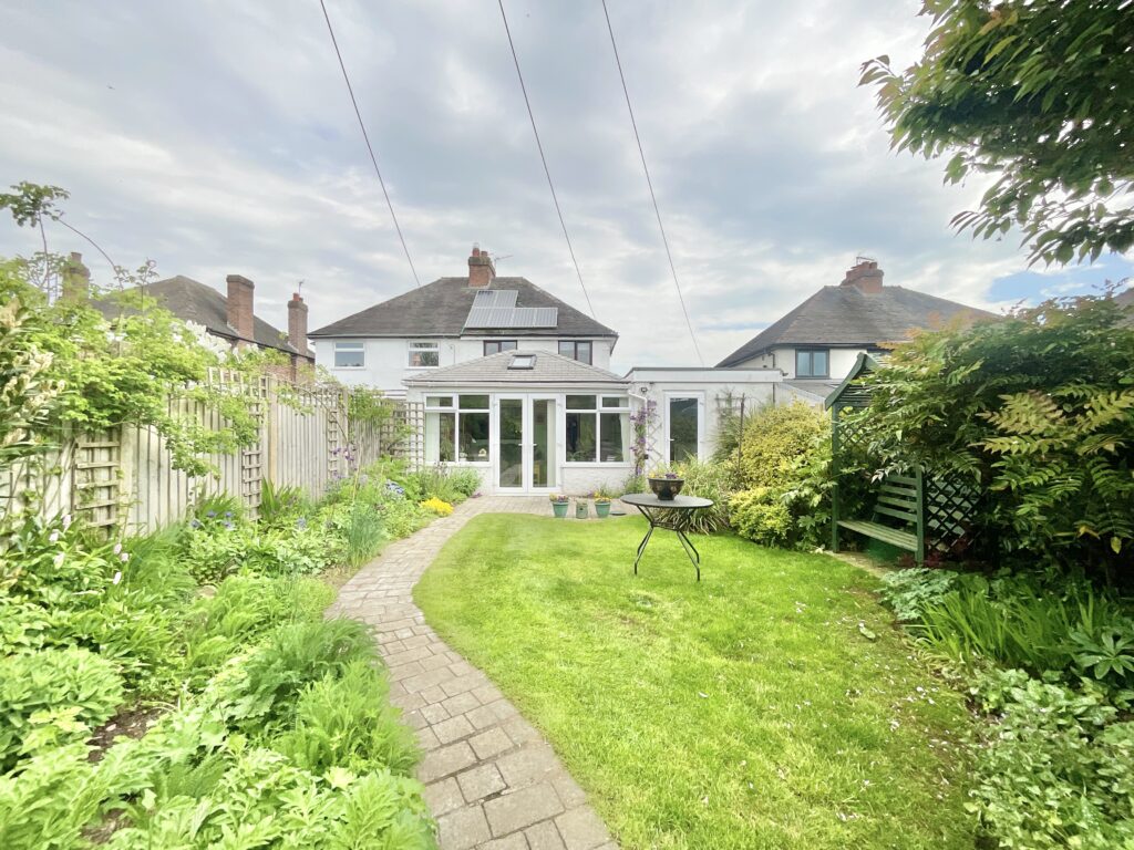 Eccleshall Road, Great Bridgeford, ST18