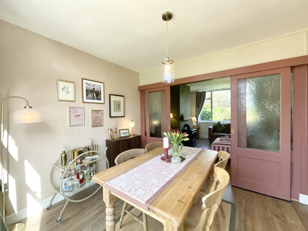 Mount Road, Stone, ST15