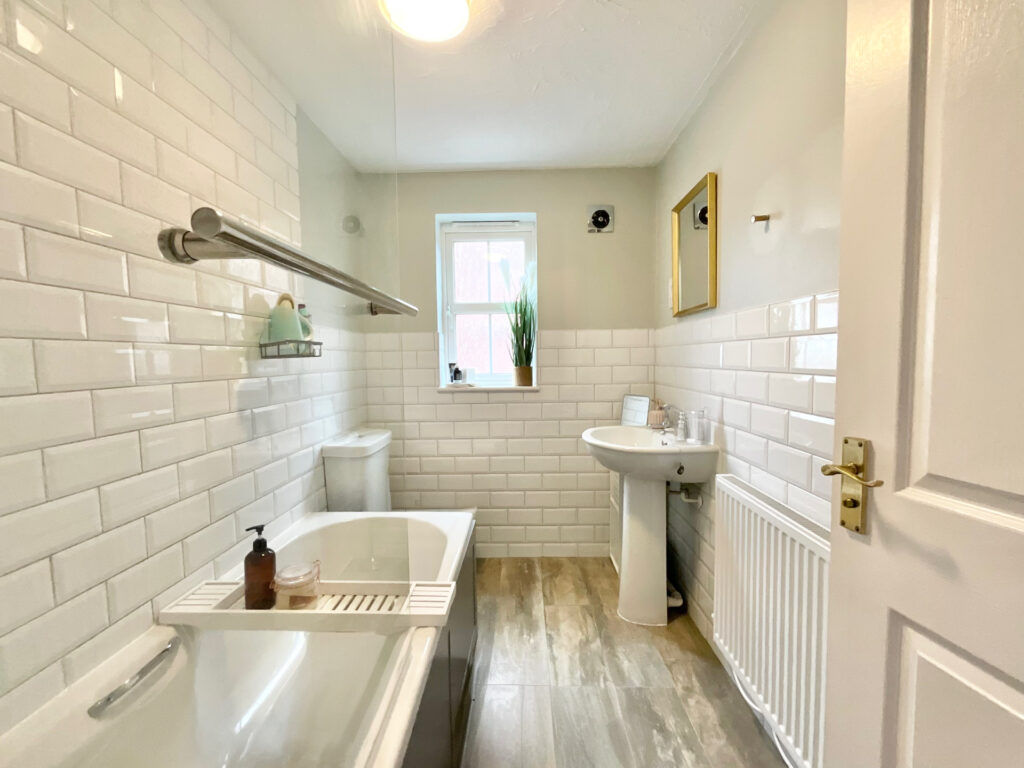 Willow Tree Grove, Stoke-On-Trent, ST4