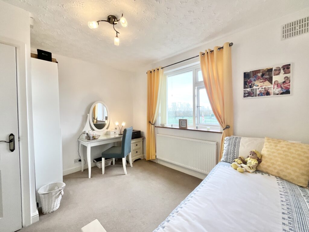 Cromer Road, Stoke-On-Trent, ST1