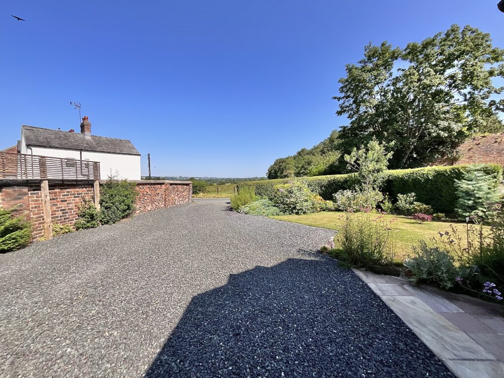 Dilhorne Road, Cheadle, ST10