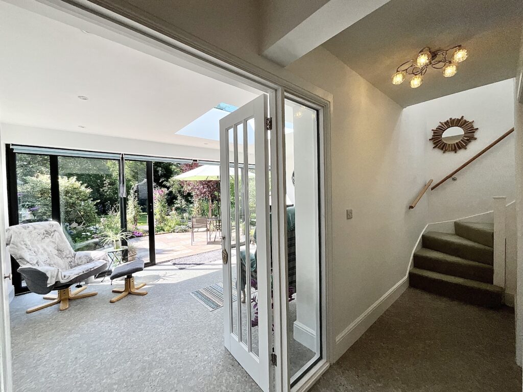 Dilhorne Road, Cheadle, ST10