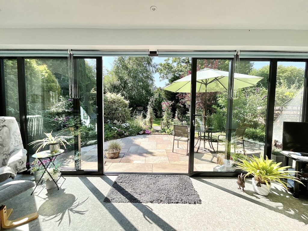 Dilhorne Road, Cheadle, ST10