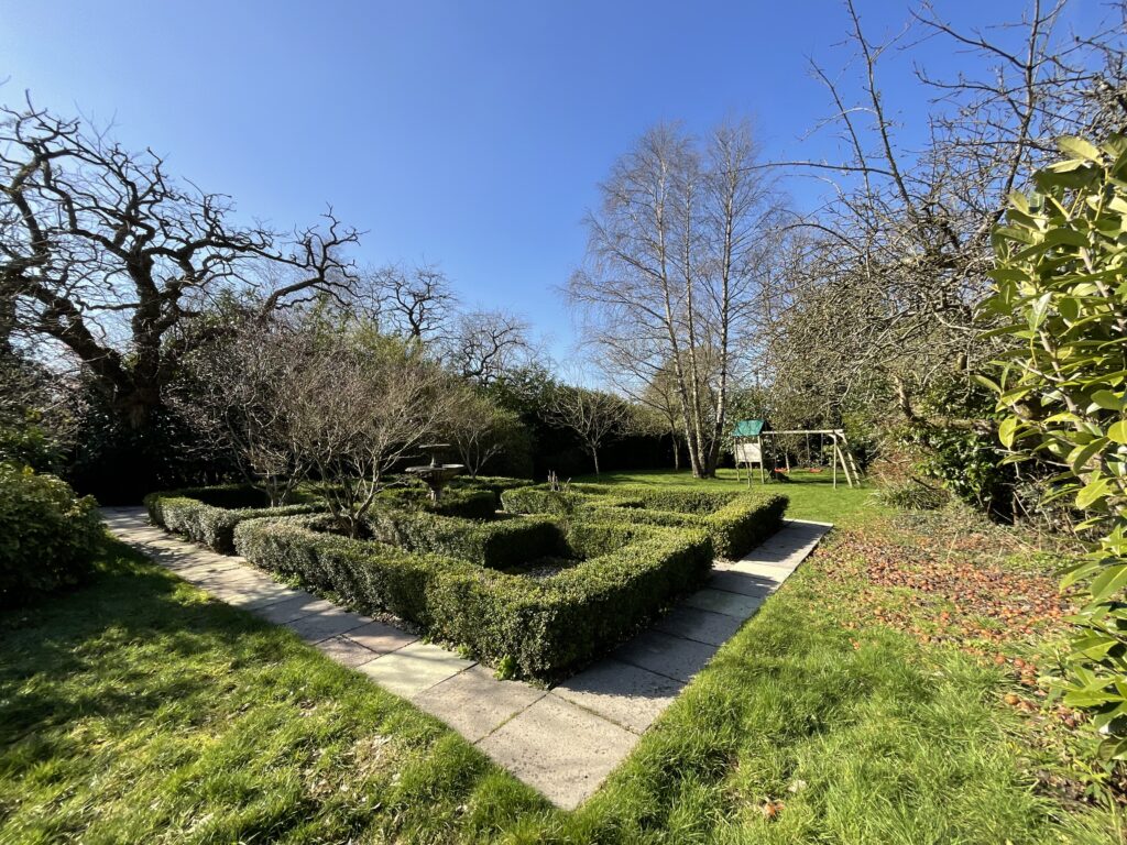 Sandon Road, Hilderstone, ST15