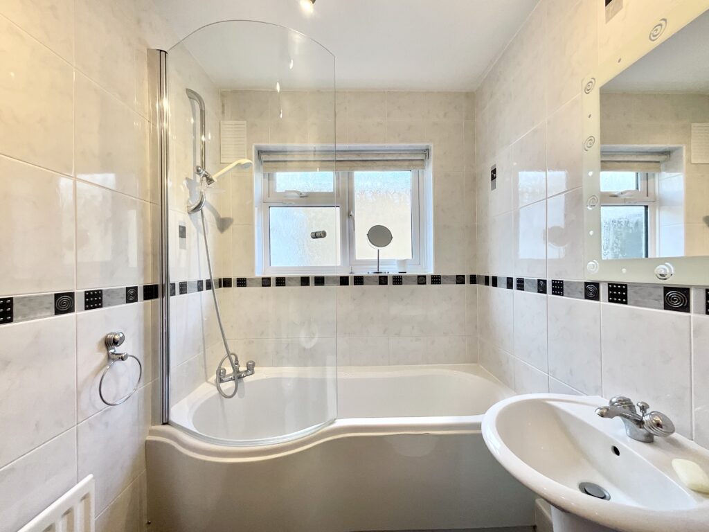 Holyhead Crescent, Stoke-On-Trent, ST3