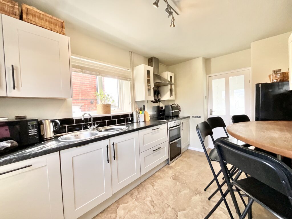 The Avenue, Blythe Bridge, ST11