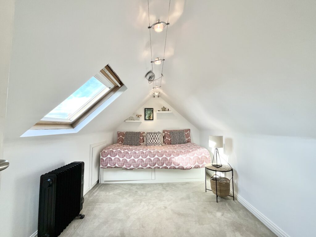 The Avenue, Blythe Bridge, ST11