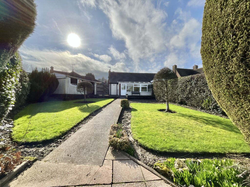 Highfield Crescent, Cheadle, ST10