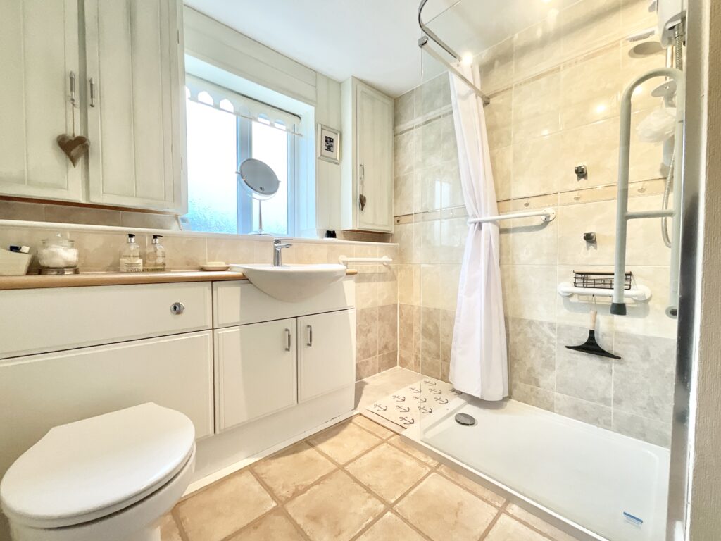 Manor Road, Gnosall, ST20