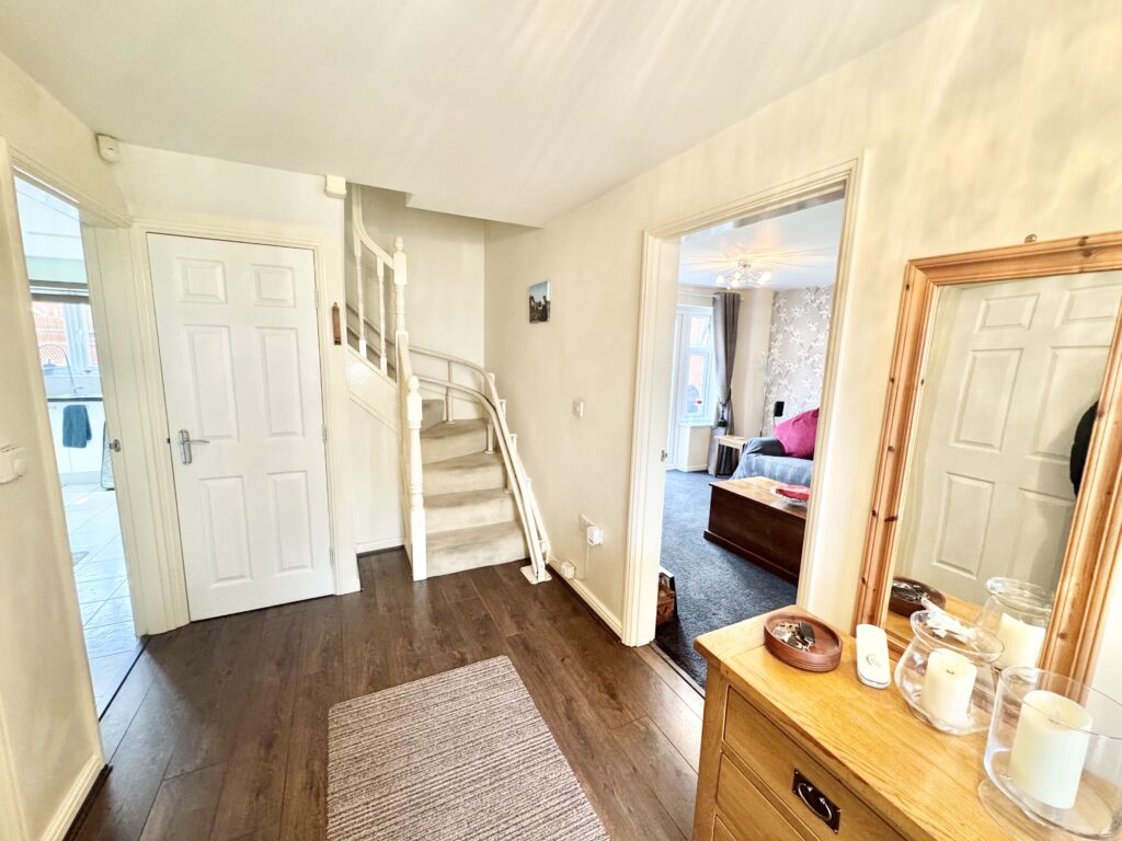 Warwick Rogers Close, Market Drayton, TF9