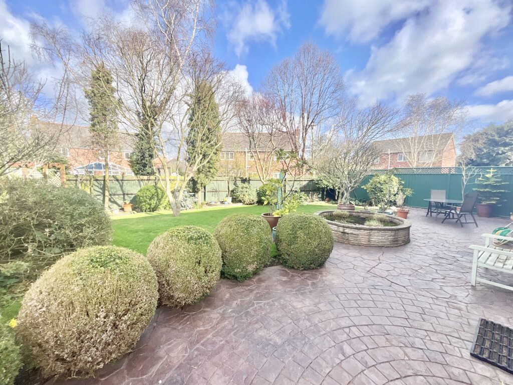 Hampton Drive, Market Drayton, TF9