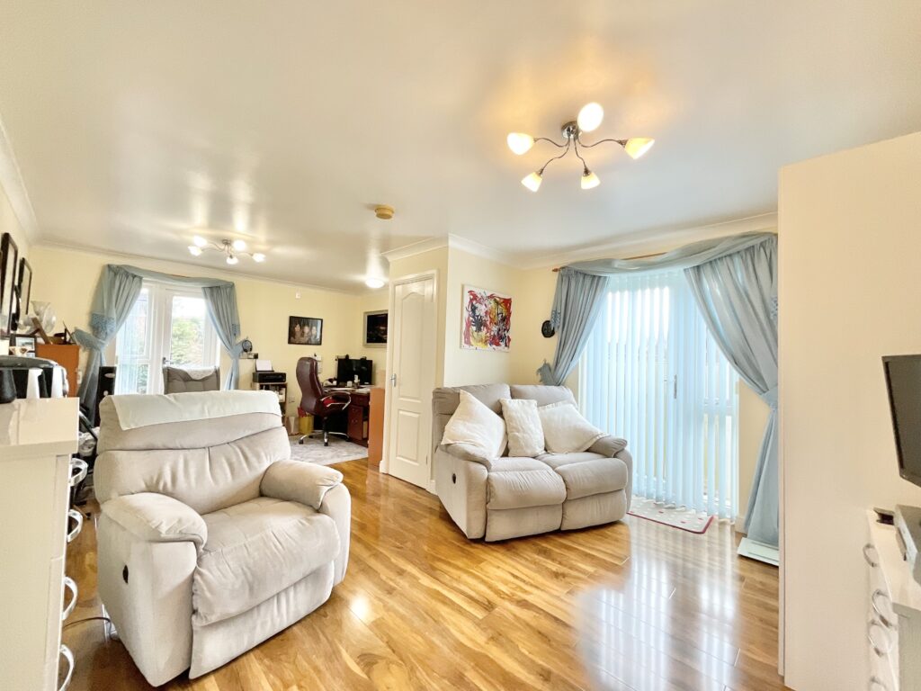 Woodside Avenue, Wistaston, CW2