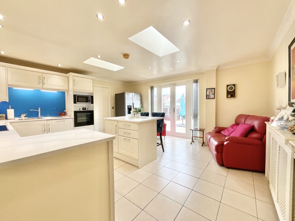 Woodside Avenue, Wistaston, CW2