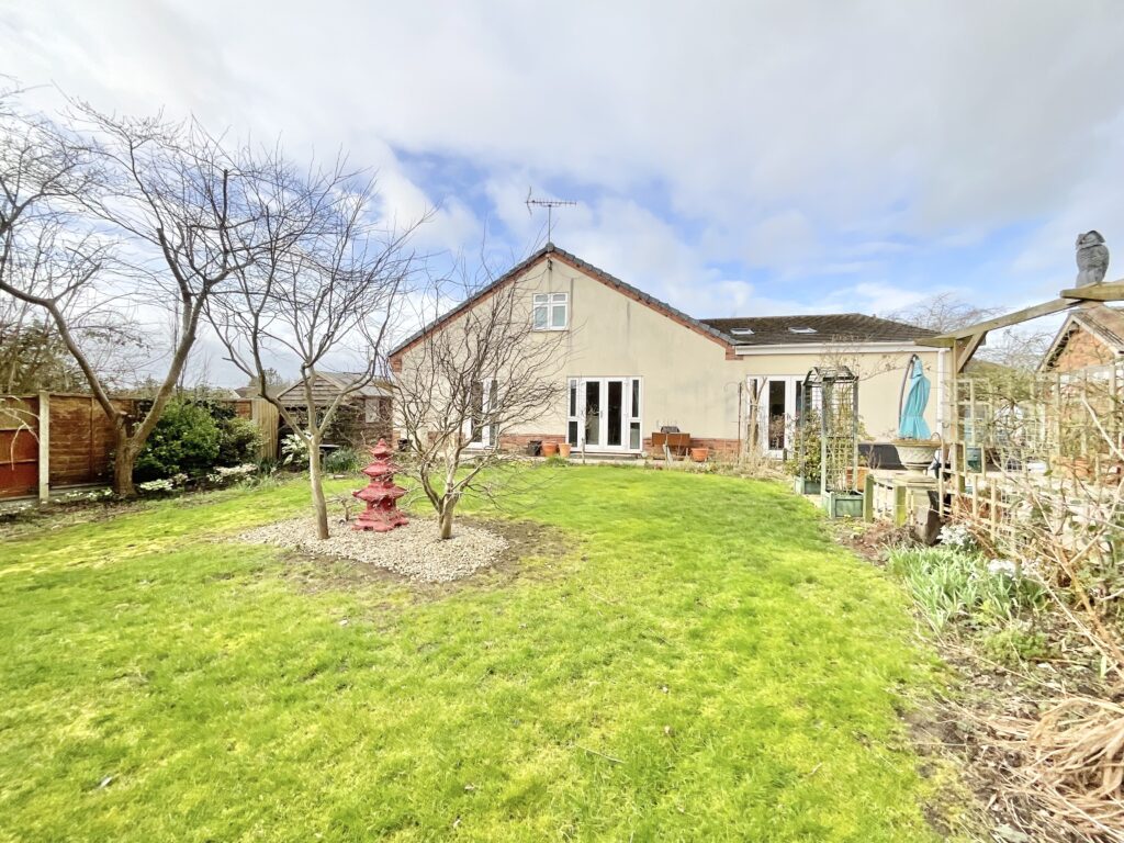 Woodside Avenue, Wistaston, CW2