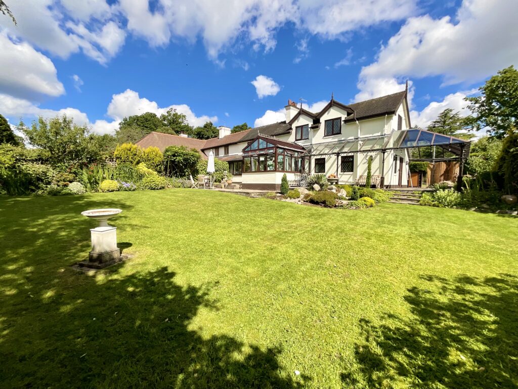 Barlaston Old Road, Stoke-On-Trent, ST4