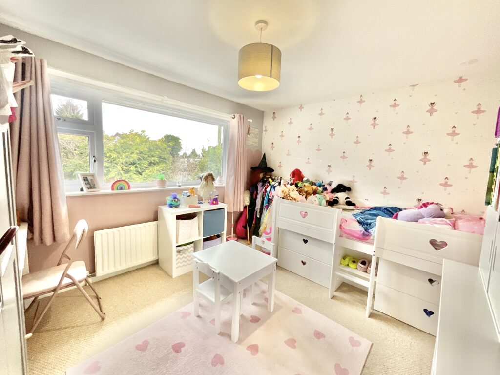 Tollgate Avenue, Baldwins Gate, ST5